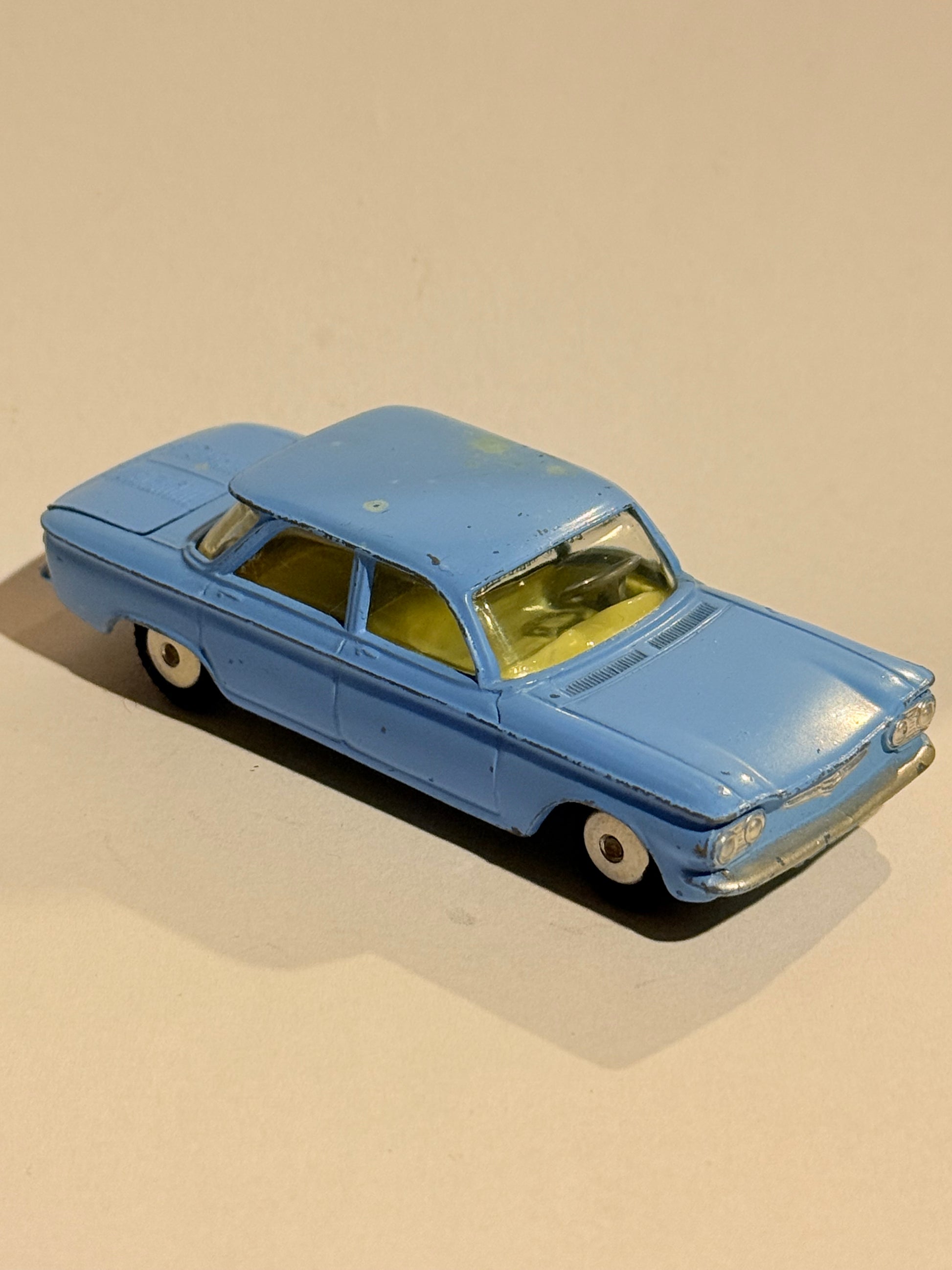 Corgi Chevrolet corvair diecast legetøjsbil