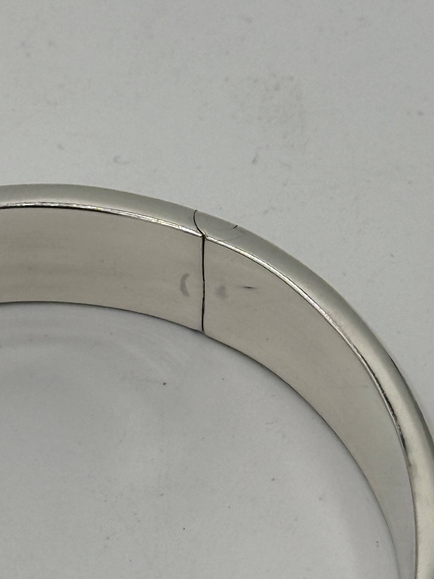 Vintage modernistisk oval Sterlingsølv armring. Fra 1980érne