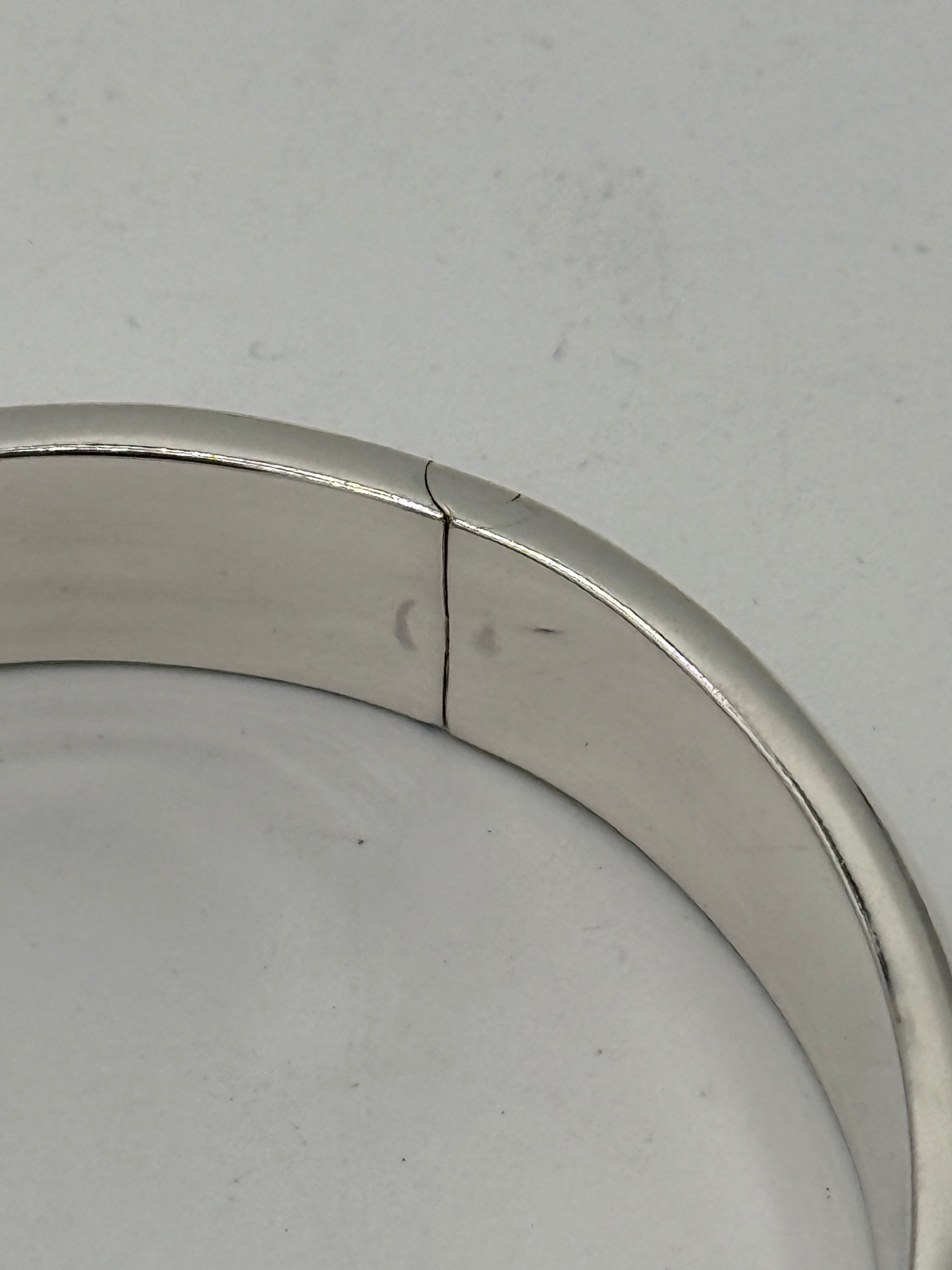 Vintage modernistisk oval Sterlingsølv armring. Fra 1980érne