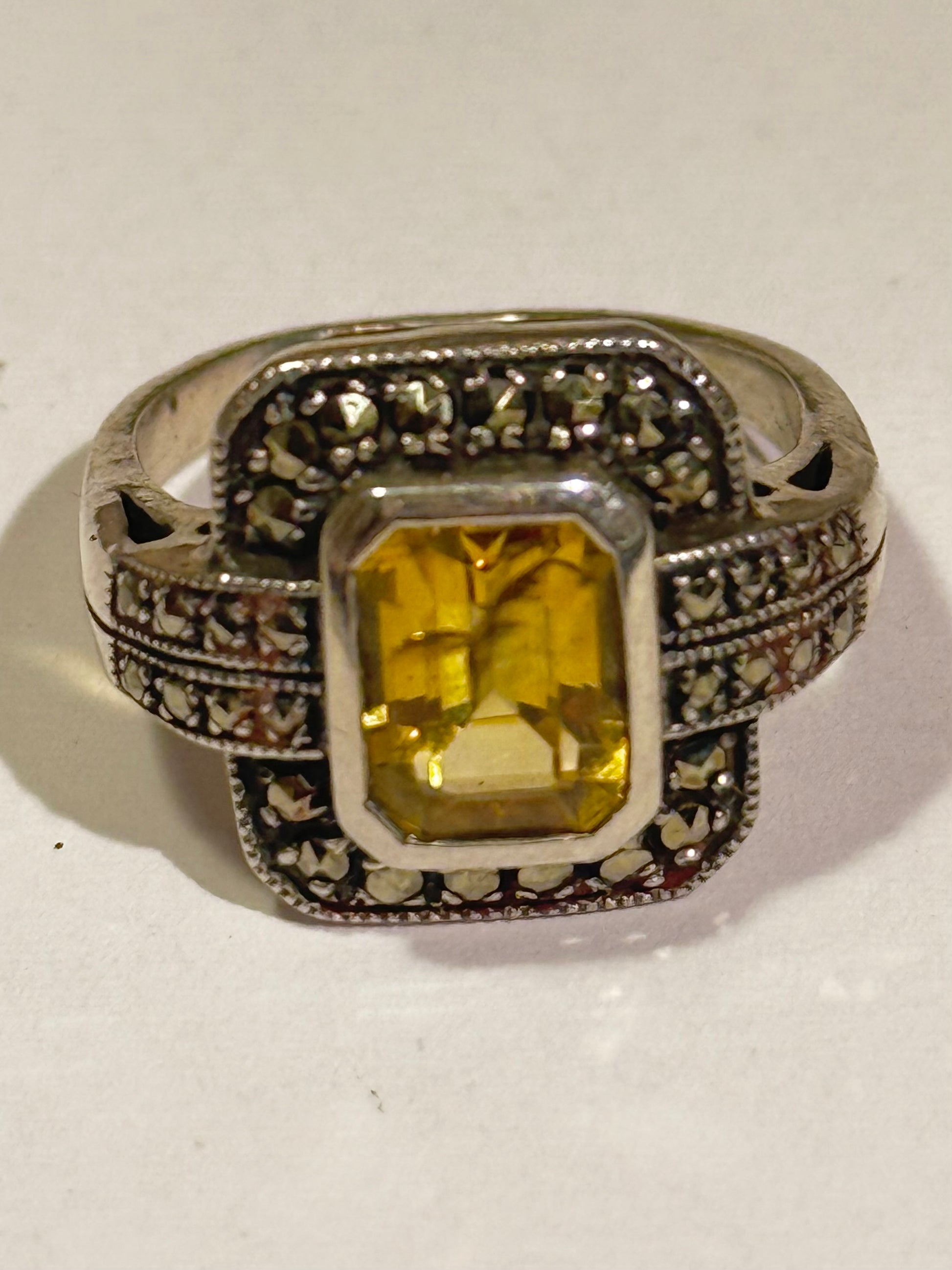 Art deco citrin, pyrit & sølv ring, fra 1930érne