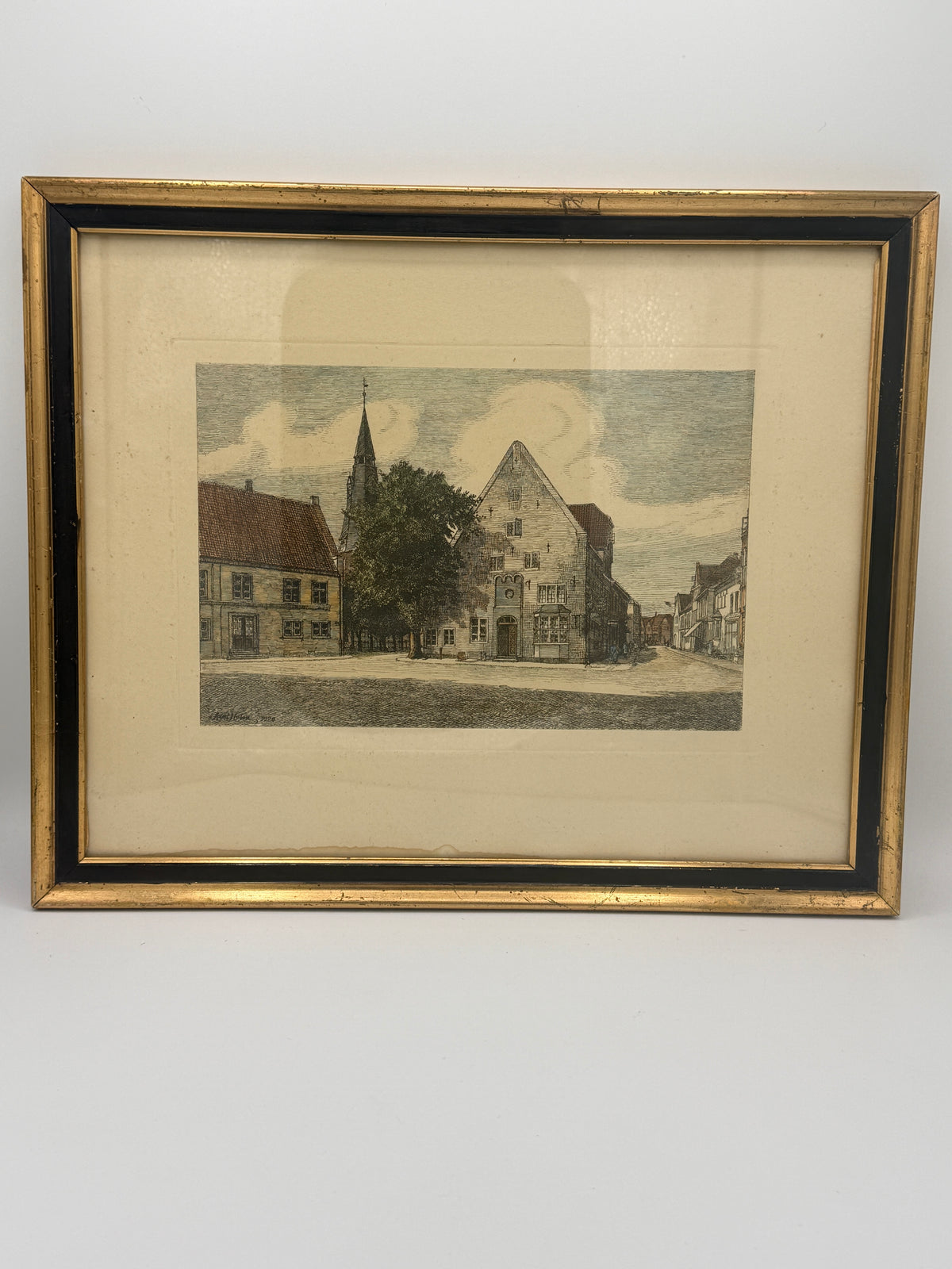 Axel Holm(f.1861-1935.) håndkoloreret Radering af Tønder torv. Fra 1920