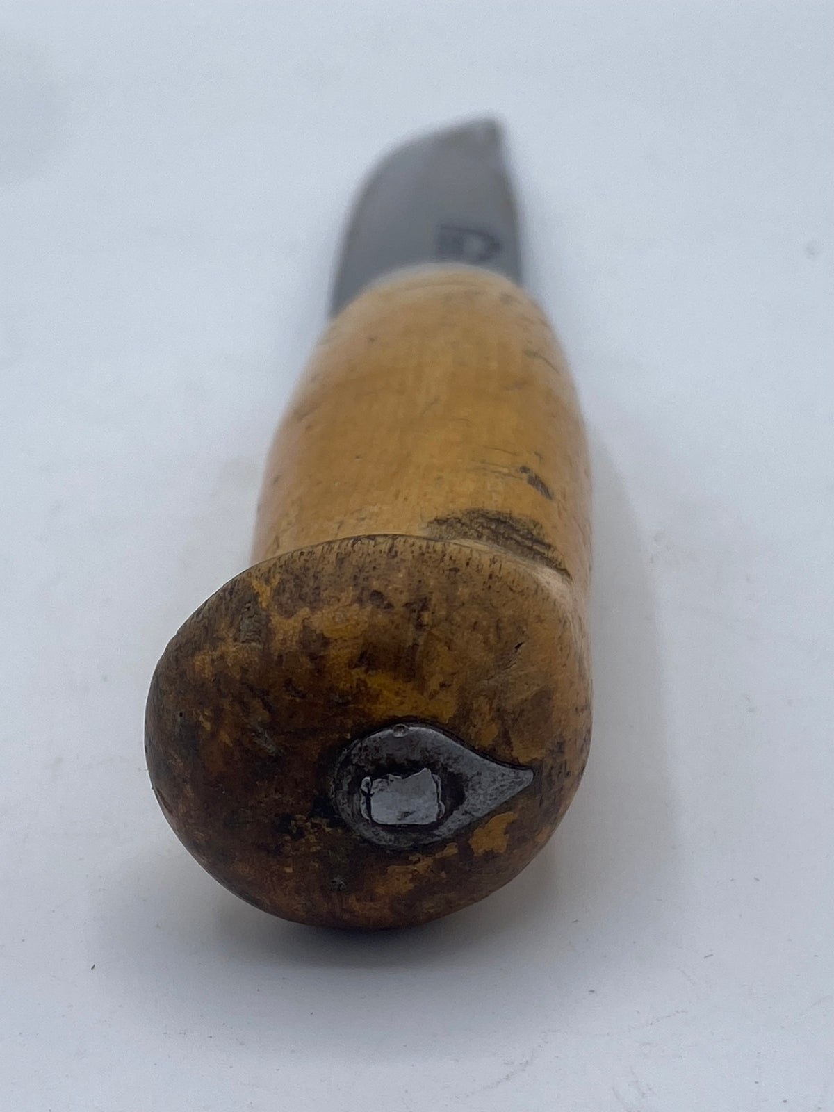Frosts Knivfabrik. Ældre morakniv med skede. Sverige. 20. Årh