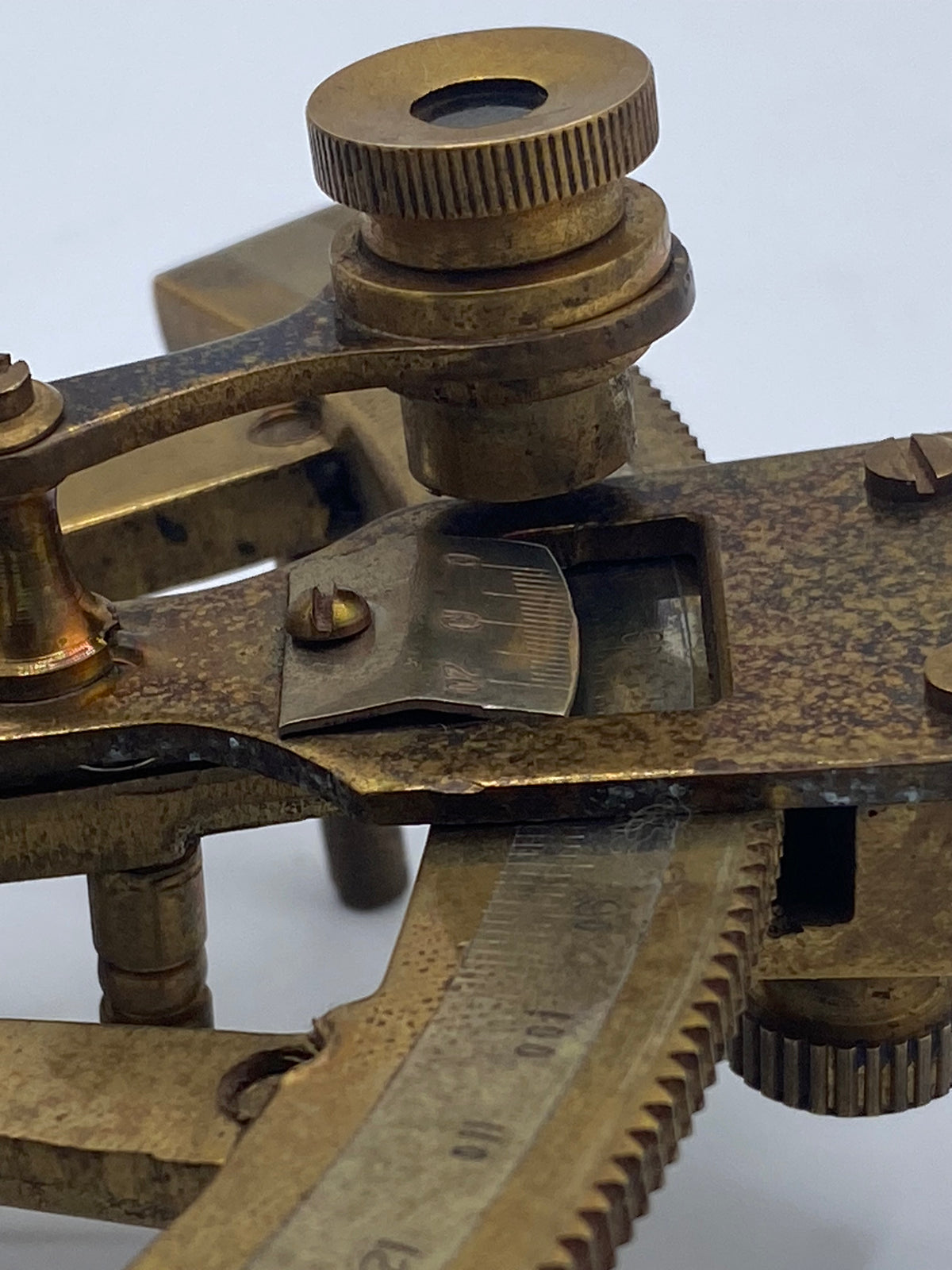 Maritimt sekstant-instrument i trækasse. Efter Troughton & Simms 1910. Indien. Sen 20. Årh