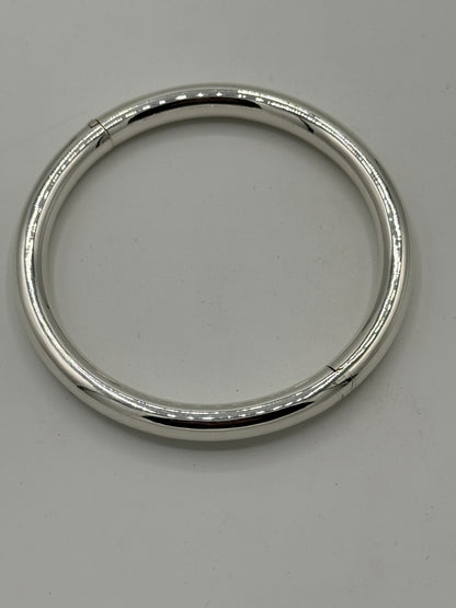 Vintage modernistisk rund Sterlingsølv armring. Fra 1980érne