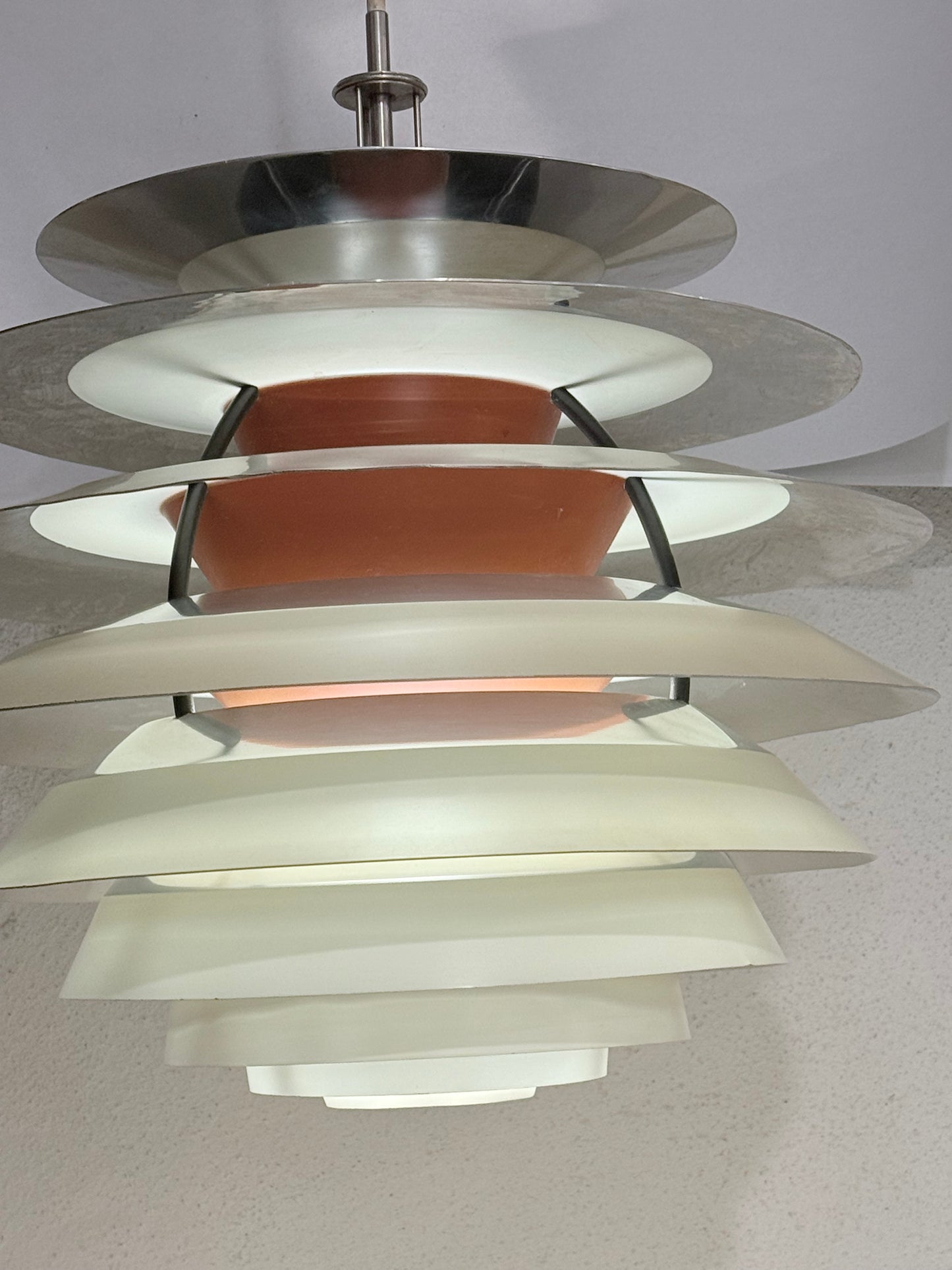 Poul Henningsen. PH Kontrast loft lampe, for Louis Poulsen. 1962