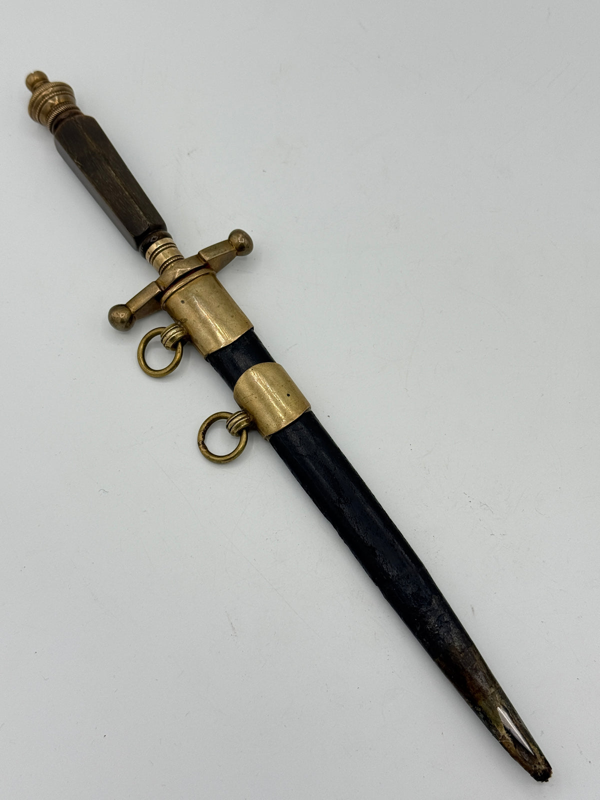 Dolk M/1910 for officerer og stabssergenter m.v