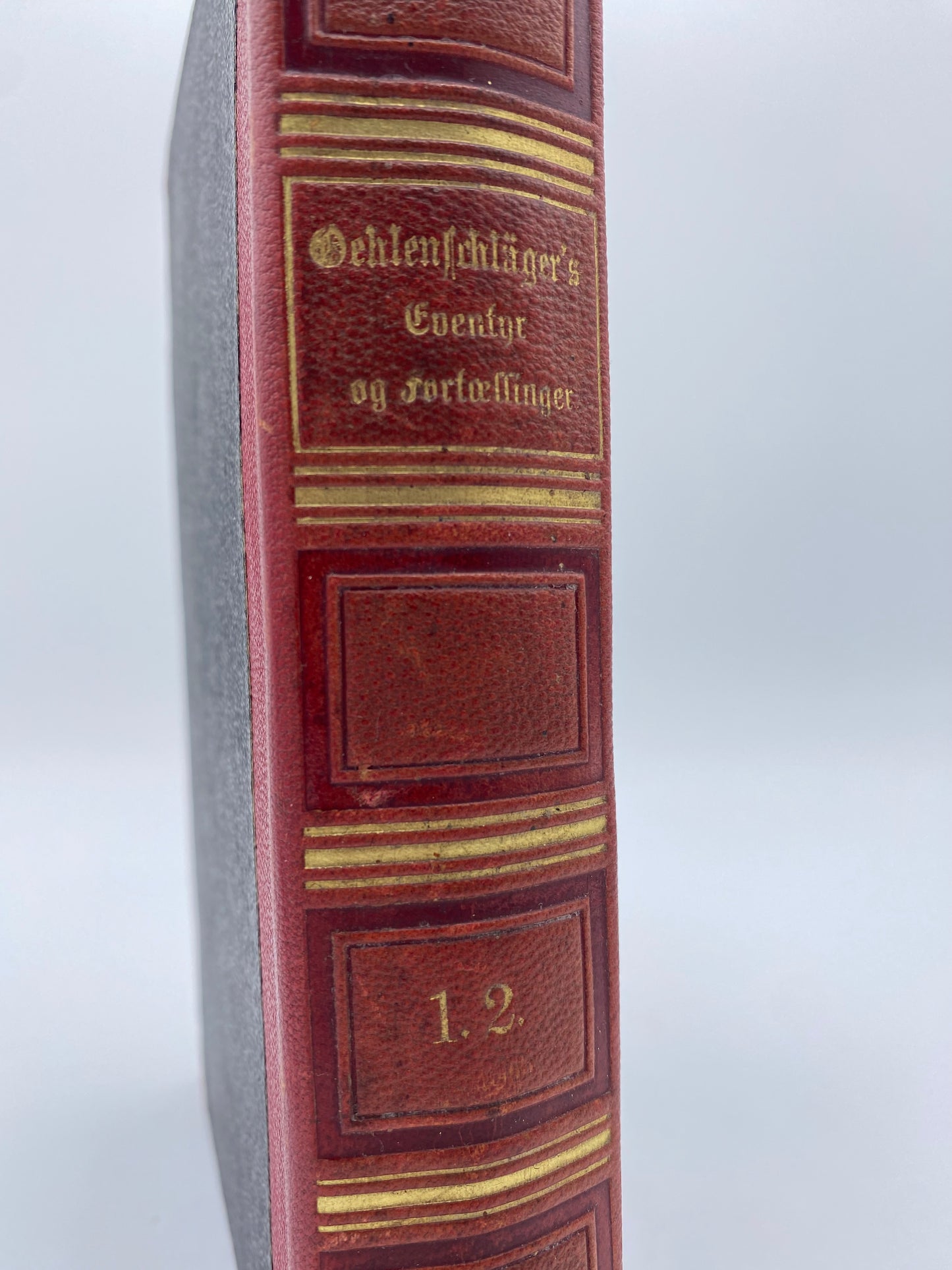 Oehlenschlägers Eventyr, Fortællinger, Noveller og Roman. Af Adam Oehlenschläger. 1. Og 2. Del. Antikvarisk dansk bog. 1. Udgave. 