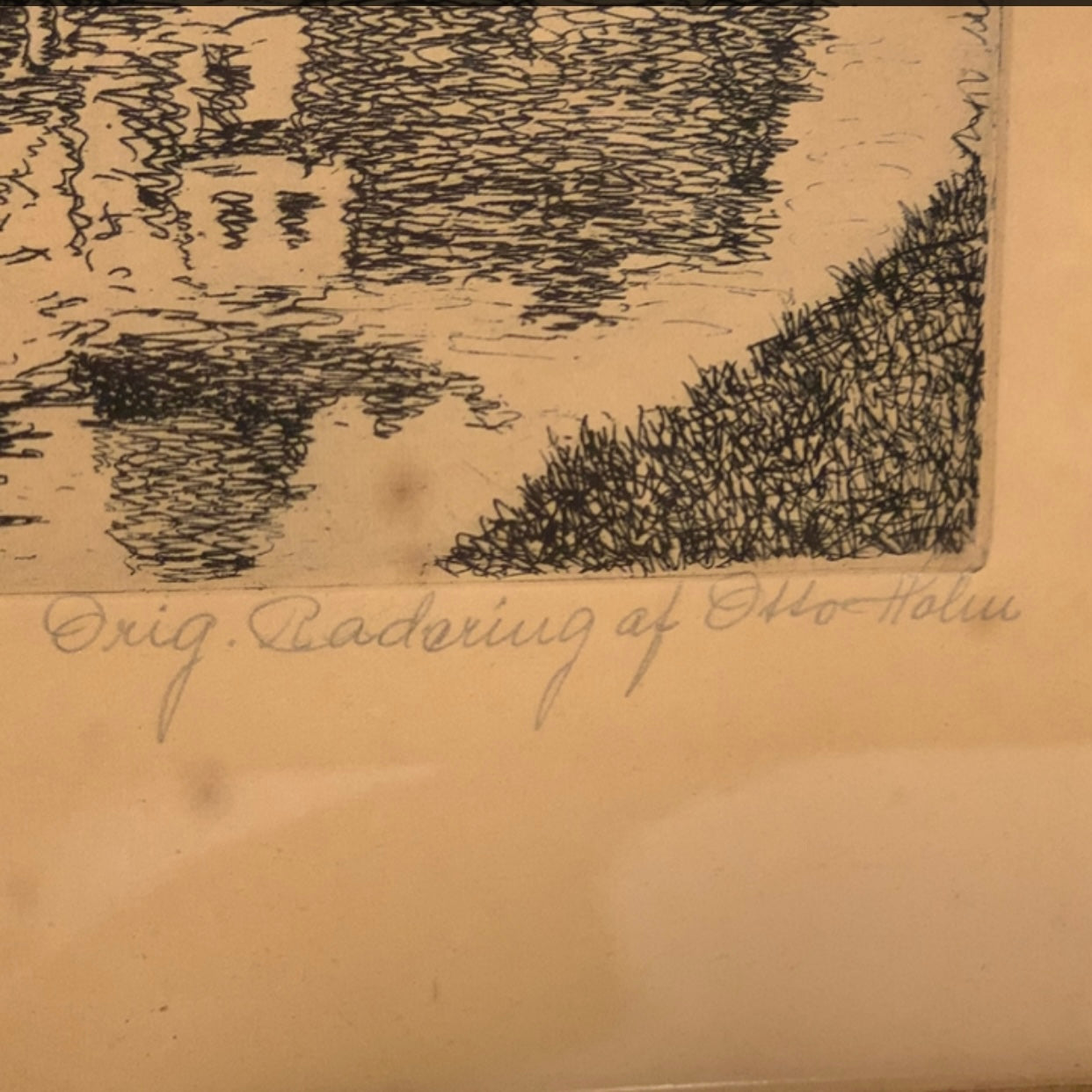 Otto Holm (f.1879-1966) Radering af Vejle med Skt. Nicolai kirke, fra 1937.