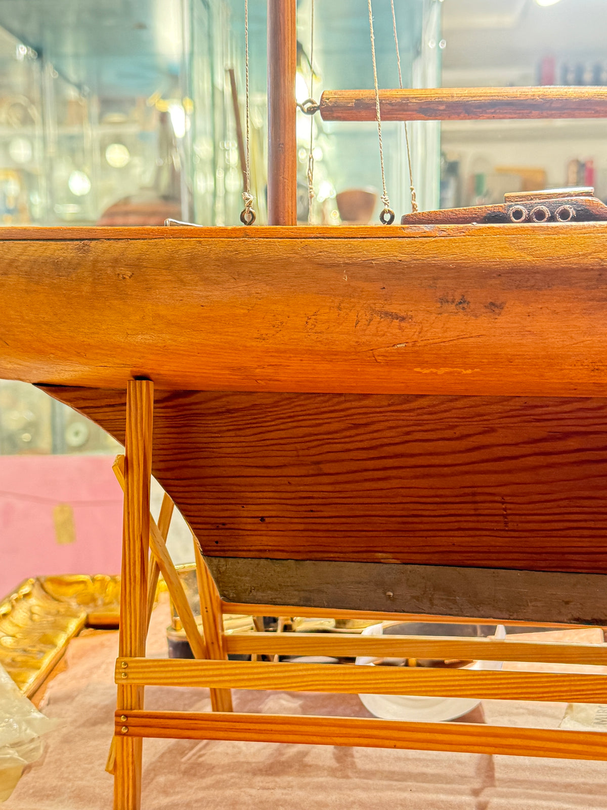 Antik håndbygget Pond Yacht Model. Danmark. Fra 1920érne