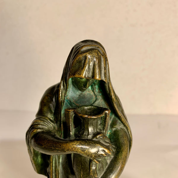 Hugo Elmqvist(f.1862-1930) “Venus med amfora” Antik bronze skulptur.