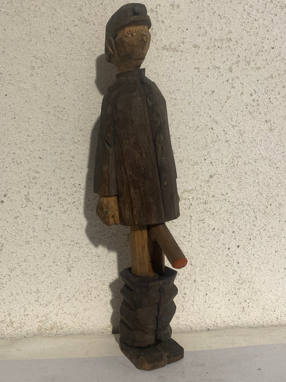 Vintage håndskåret mekanisk erotisk træfigur, svensk, ca. midt 1900-tallet