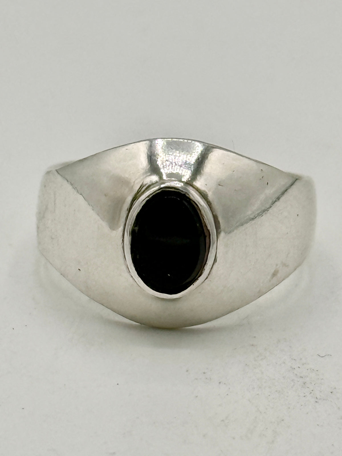 Vintage Onyx & Sterlingsølv ring. Polen. Fra 1980érne