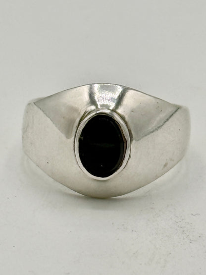 Vintage Onyx & Sterlingsølv ring. Polen. Fra 1980érne