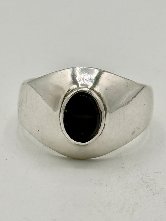 Vintage Onyx & Sterlingsølv ring. Polen. Fra 1980érne