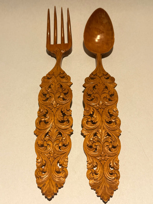 Antik Norsk udskåret Guldbrandsdalen-stil træ salat bestik, fra ca. 1870