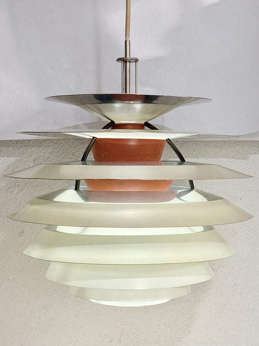 Poul Henningsen. PH Kontrast loft lampe, for Louis Poulsen. 1962