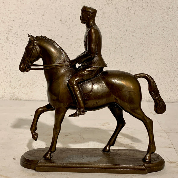Johan G.C. Galster (f.1910-1997) Christian d. 10. til hest, bronze patineret statue.