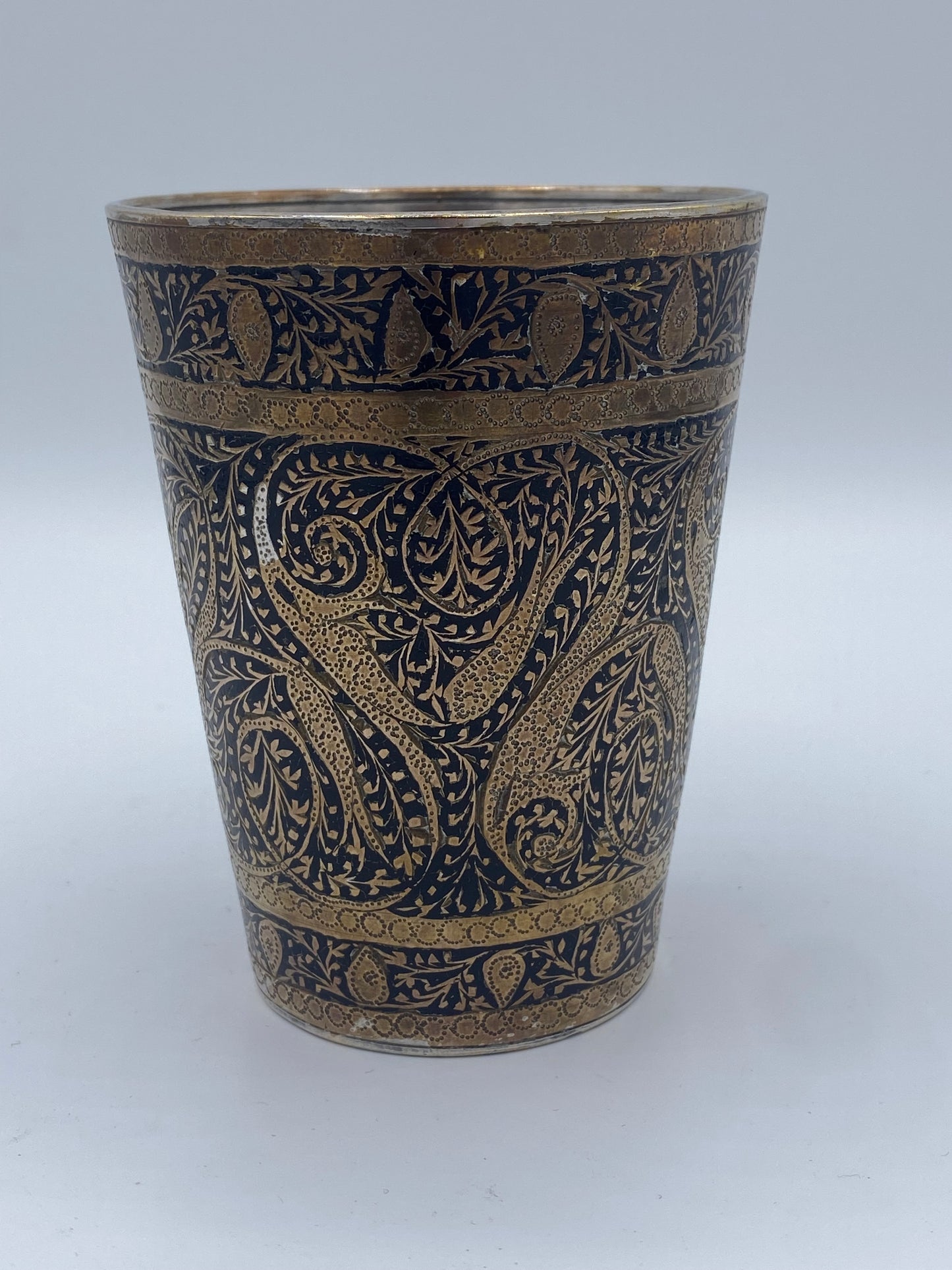 Indisk lassi-bæger, Punjab Britisk Indien. Fra 1909