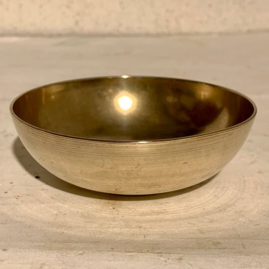 Antik tibetansk bronze klang / syngeskål.