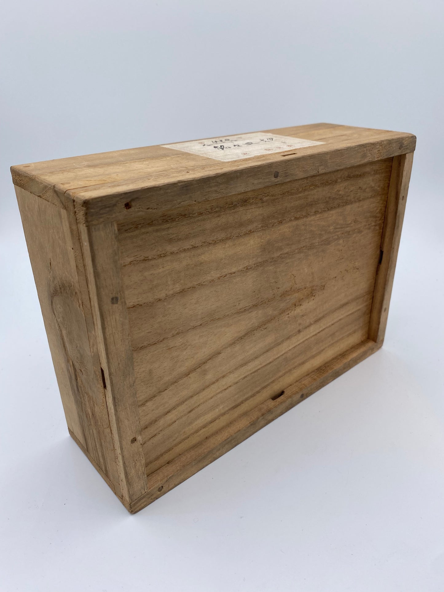 Traditionel japansk tomobako æske