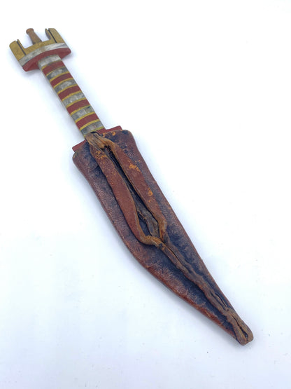 Afrikansk Billao (billaawe) kniv med skede. Fra Somalia. Start/midt 20. årh