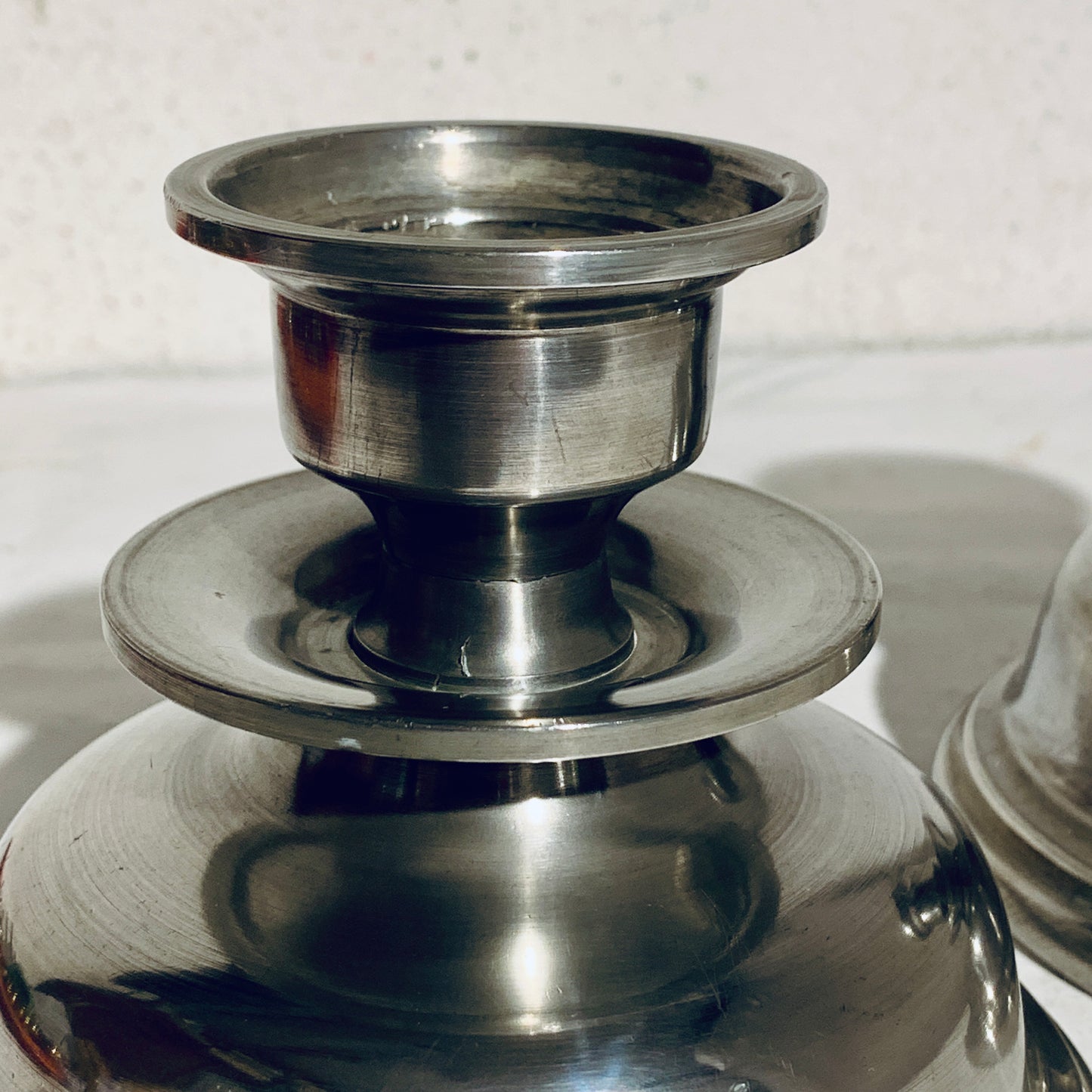 Ældre tin lysestager, fra start/midt 1900 tallet.