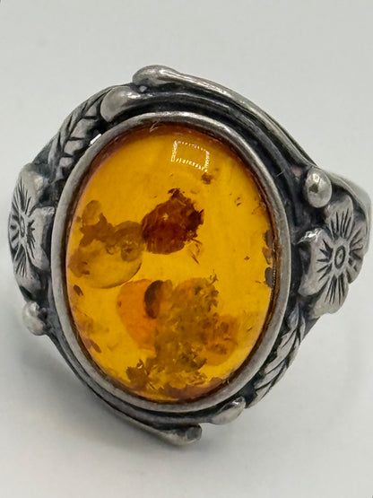 Vintage skønvirkestil Rav & Sterlingsølv ring. Gstad, Polen. Fra 1980érne