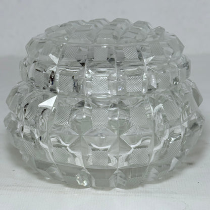 Ældre Bøhmisk krystal glas Bonbonniere.