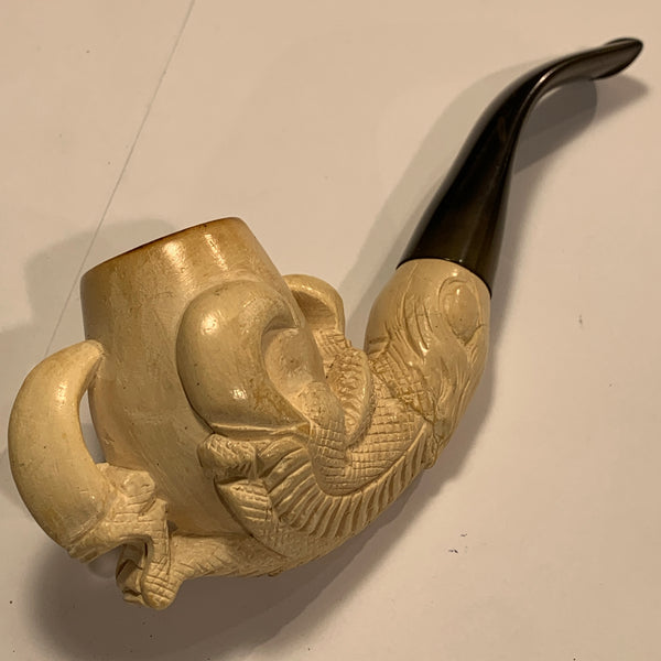 Meerschaum. Vintage “Drageklo” chimney pibe.