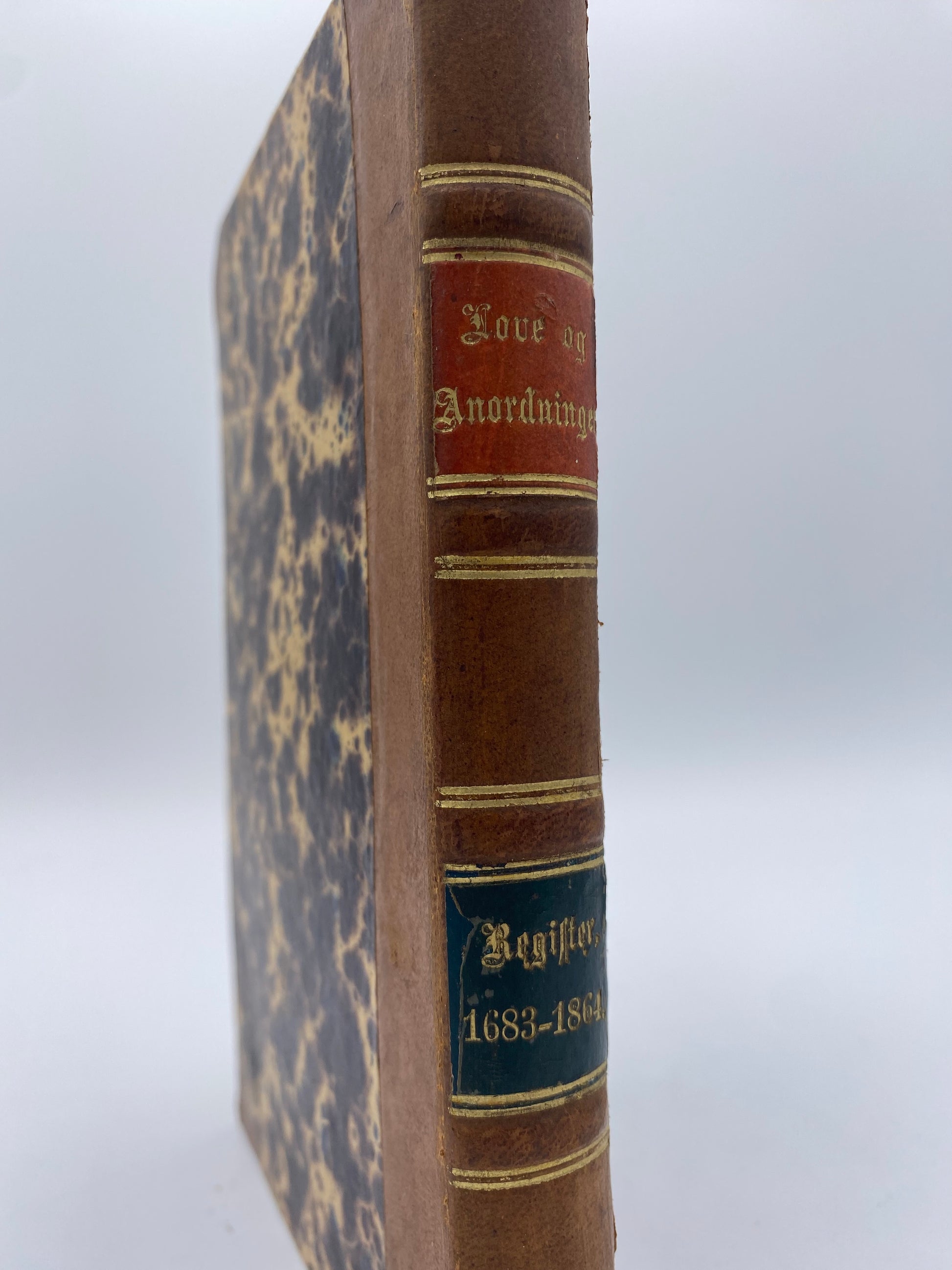 Love og Anordninger m. m. Antikvarisk dansk bog. 1. Udgave. 1. Oplag. Fra 1866