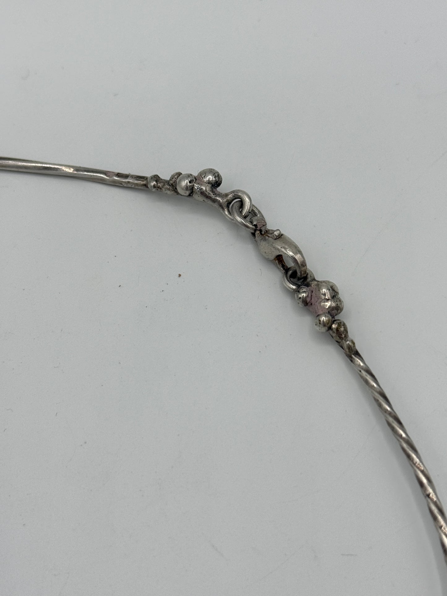 Vintage skønvirkestil Rav & Sterlingsølv hals collier. Gdansk, Polen. Fra 1980érne