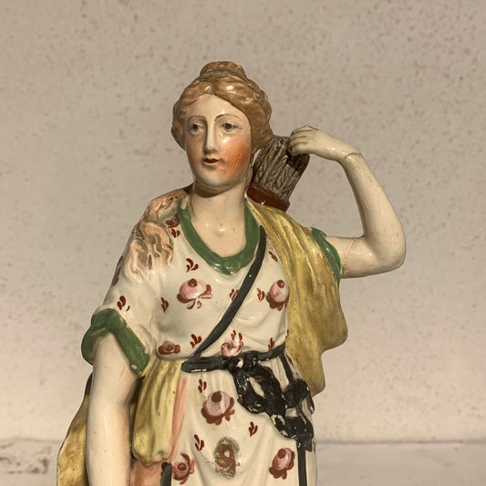 Antik Staffordshire Pearlware, Diana (Artemis), jagtens gudinde, fra 1820.