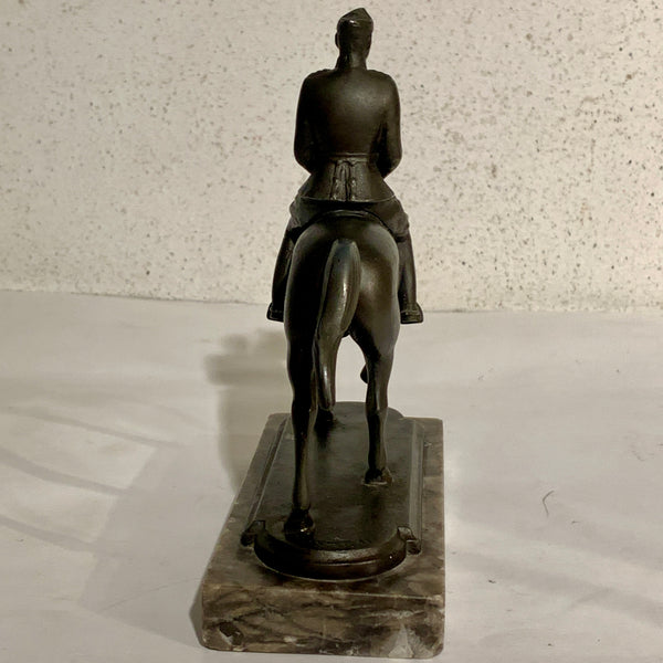 Johan G.C. Galster (f.1910-1997) Christian d. 10. til hest, bronze patineret statue.