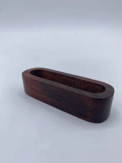 Vintage Danish design servietring i palisander med messingdetaljer. Midt 20. årh