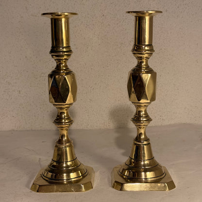 Antikke Viktorianske messing diamant lysestager. Fra 1800 tallet.