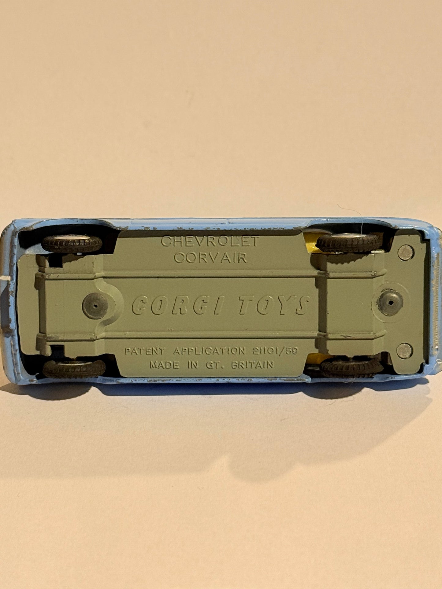 Corgi Chevrolet corvair diecast legetøjsbil