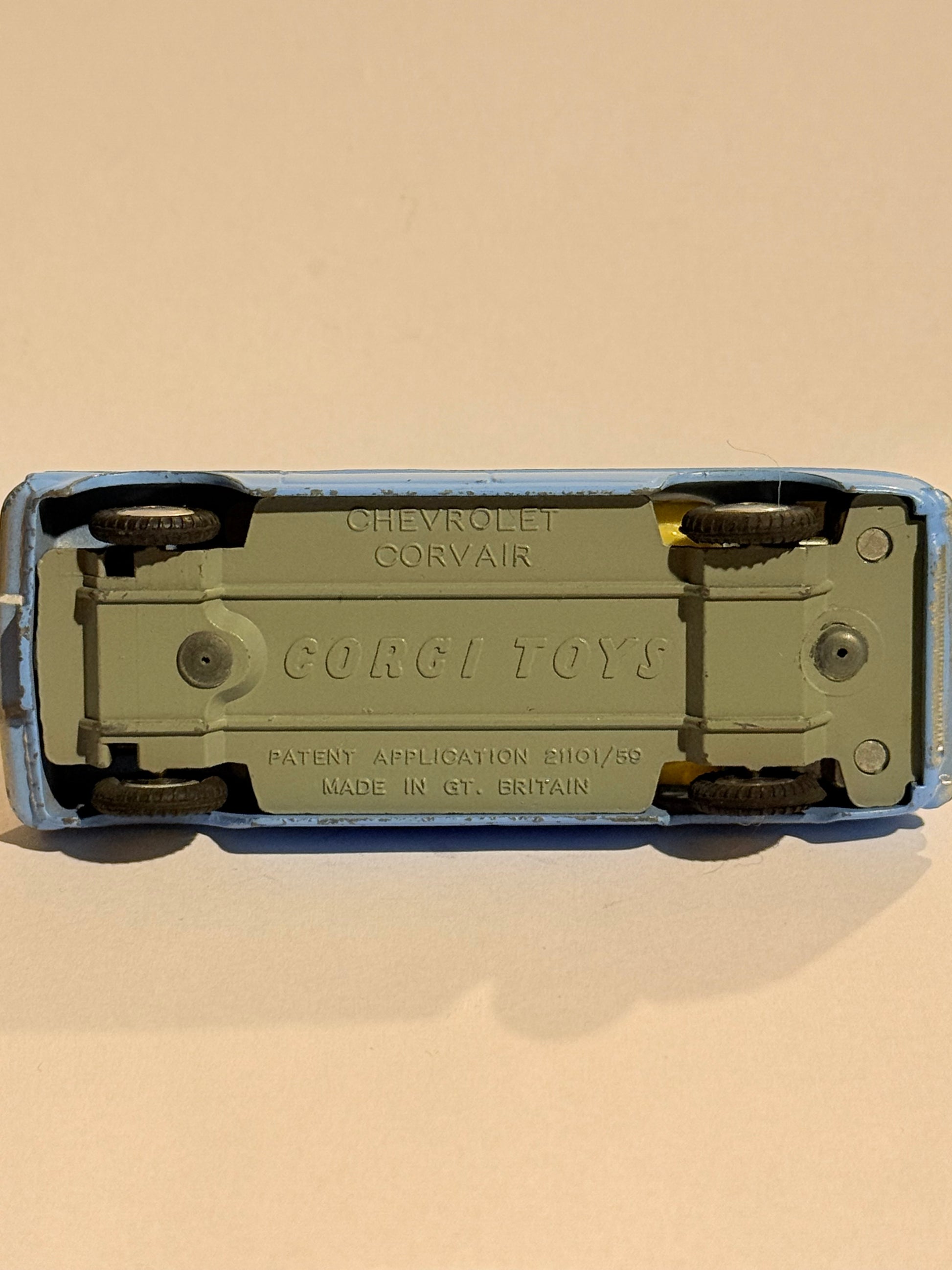 Corgi Chevrolet corvair diecast legetøjsbil