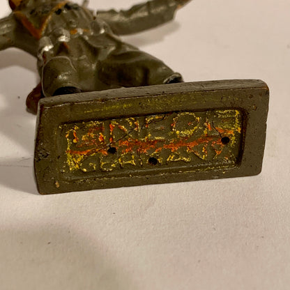 Lineol Dansk soldat med håndgranat, fra 1930érne