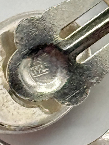 Vintage modernistisk rav & sterling sølv øre clips. Fra 1980érne