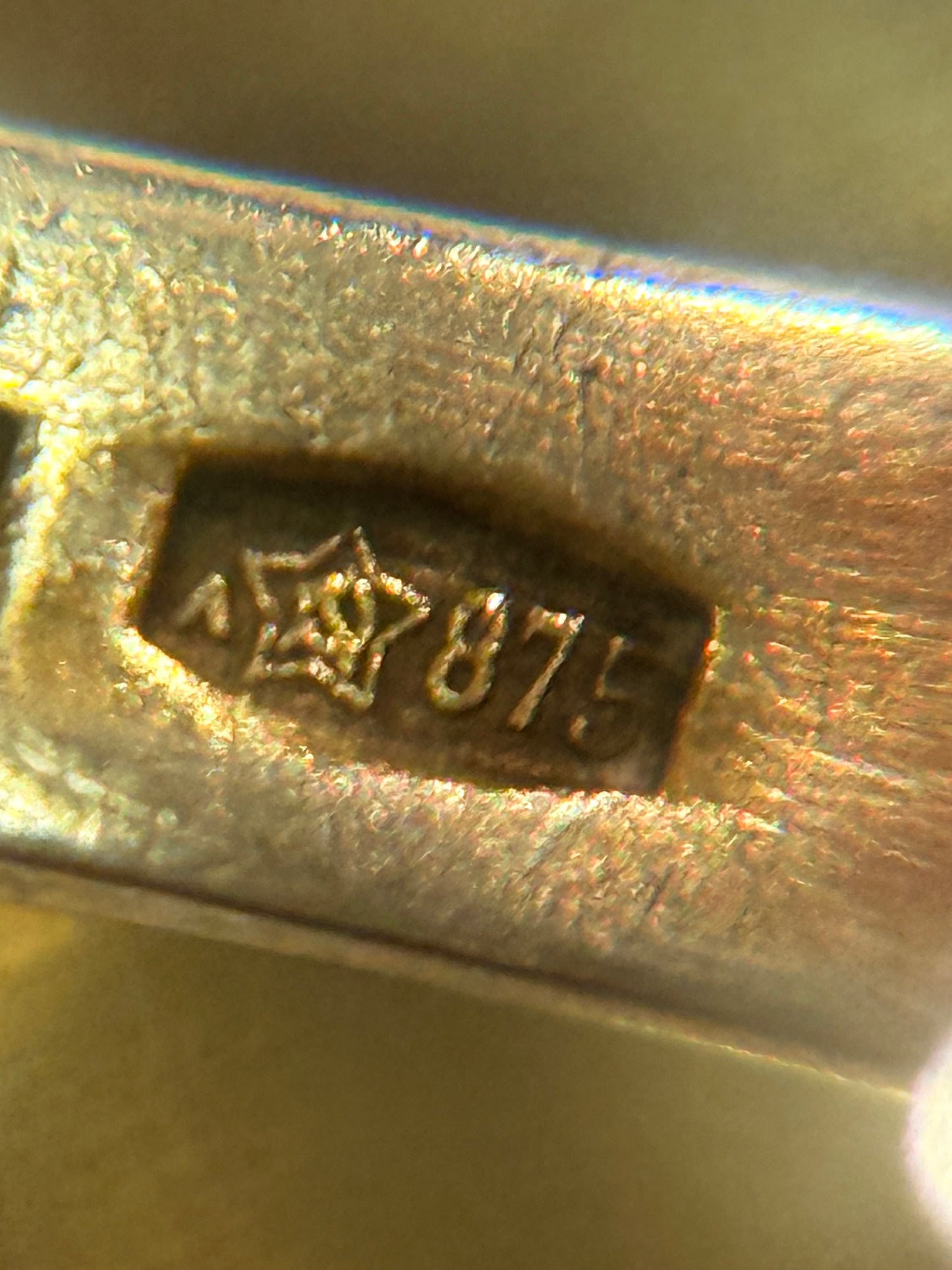 Ældre niello forgyldt sølv signet ring. fra midt 20.årh