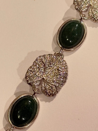Vintage Grøn jade & sterling sølvarmbånd. Fra midt/slut 1900 tallet