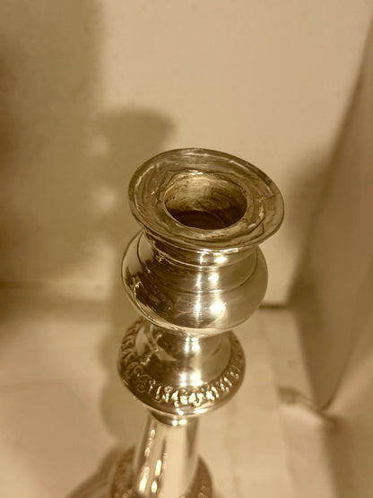 Antikke lysestager fra midt 19.Årh. I sølvbelagt kobber.