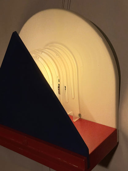 Ettore Sottsass, Memphis-stil Stoja væglampe, for IKEA. Fra 1992