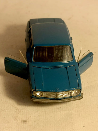 TEKNO Denmark Volvo 144 No. 822.