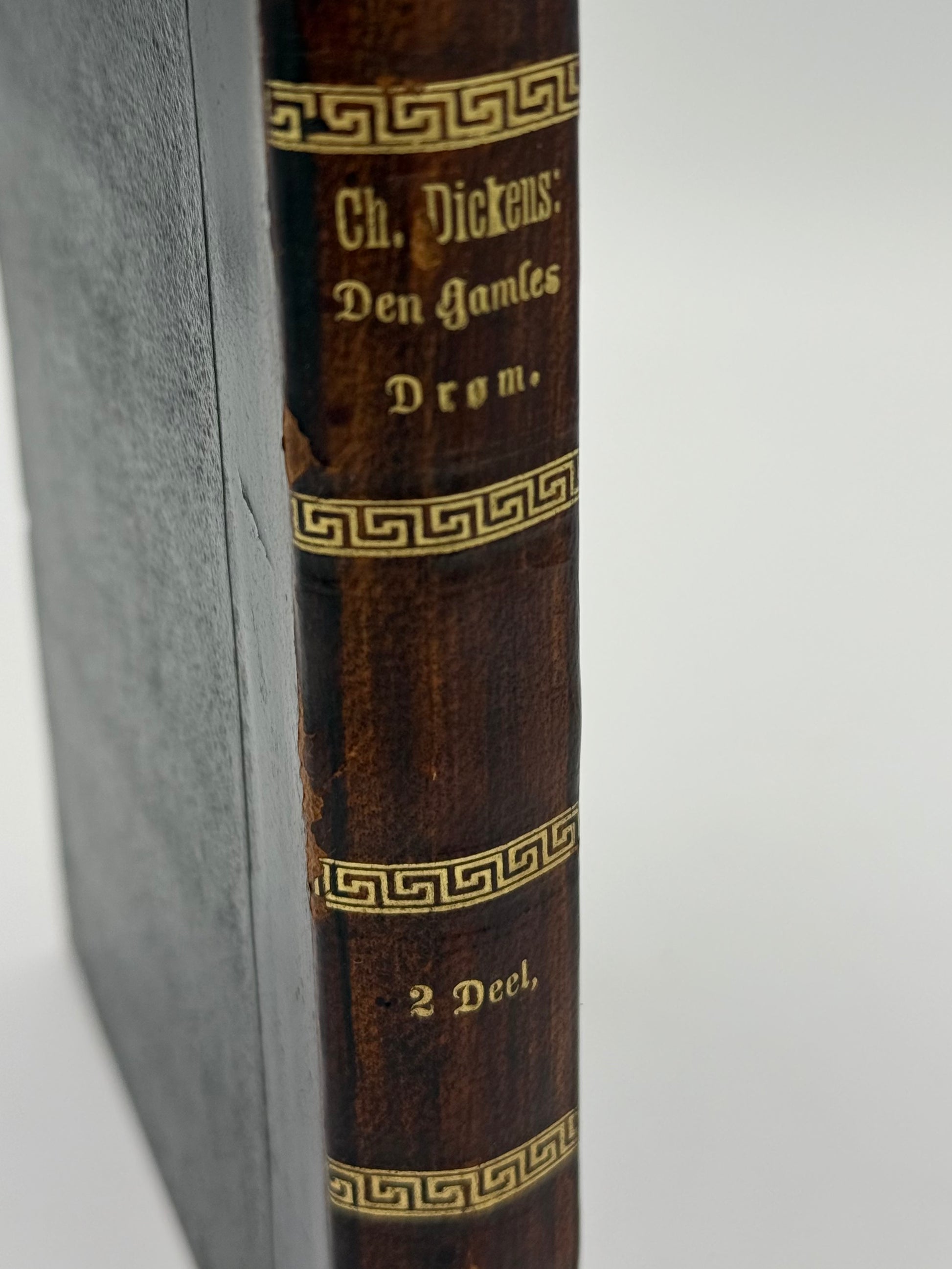 DEN GAMLES DRØM. AF Charles Dickens. Antikvarisk dansk bog. 1.Udgave. 1.Oplag. Fra 1843