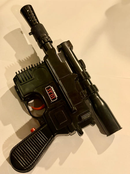 Vintage Star Wars Kenner ROTJ Han Solos blaster, fra 1983.