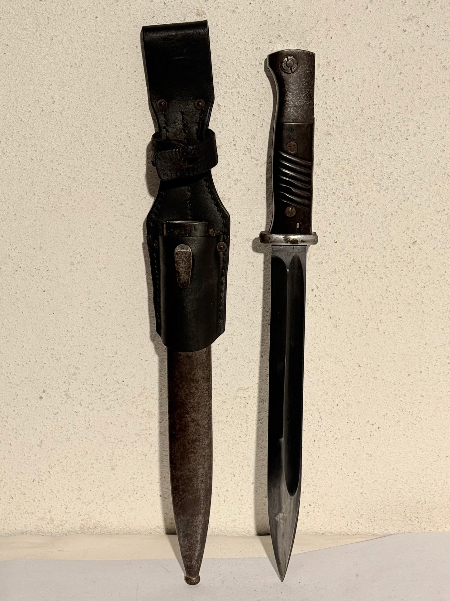 Tysk Coppel WW2 Mauser K98 S84/98 III bajonet med frø