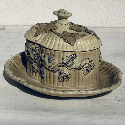 Antik Mettlach Villeroy & Boch sukkerskål, fra 1852-1872.