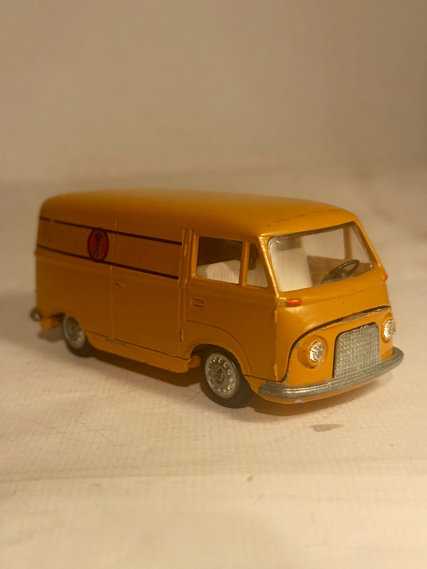 Ford Taunus postbil No. 415