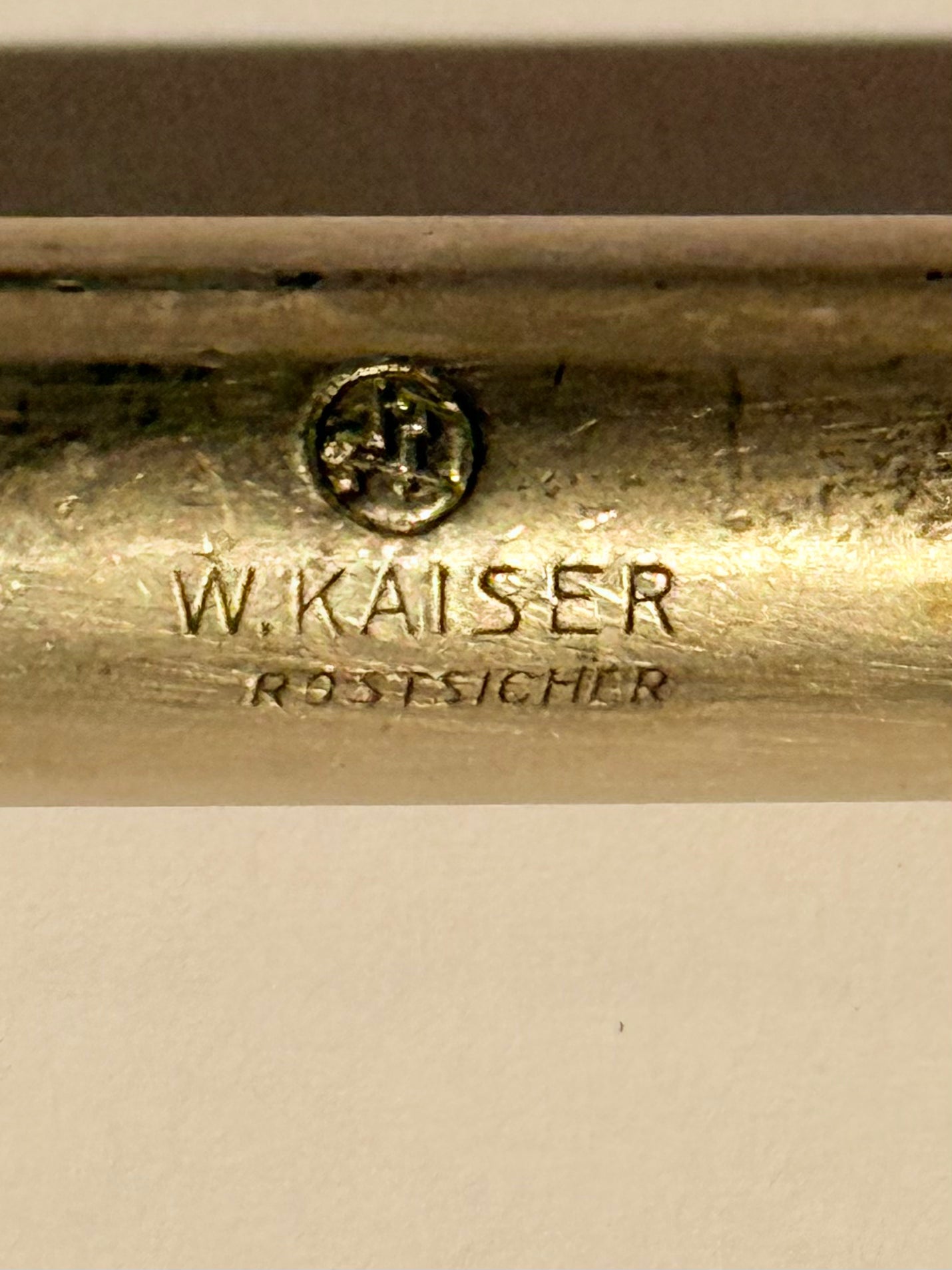 Ældre W.Kaiser Trokart. Kirurgisk instrument. Start/midt 1900 tallet.